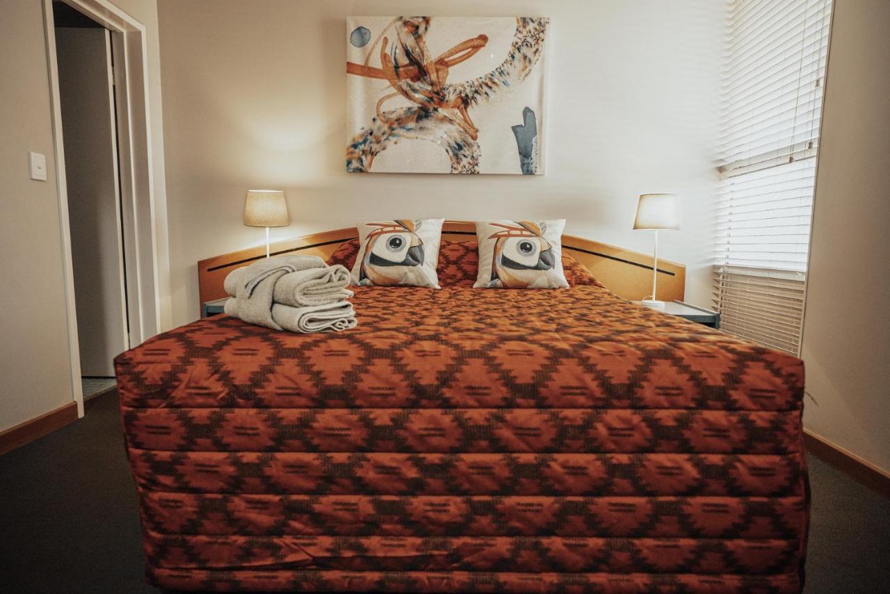 Seasons Hotel Newman Luaran gambar