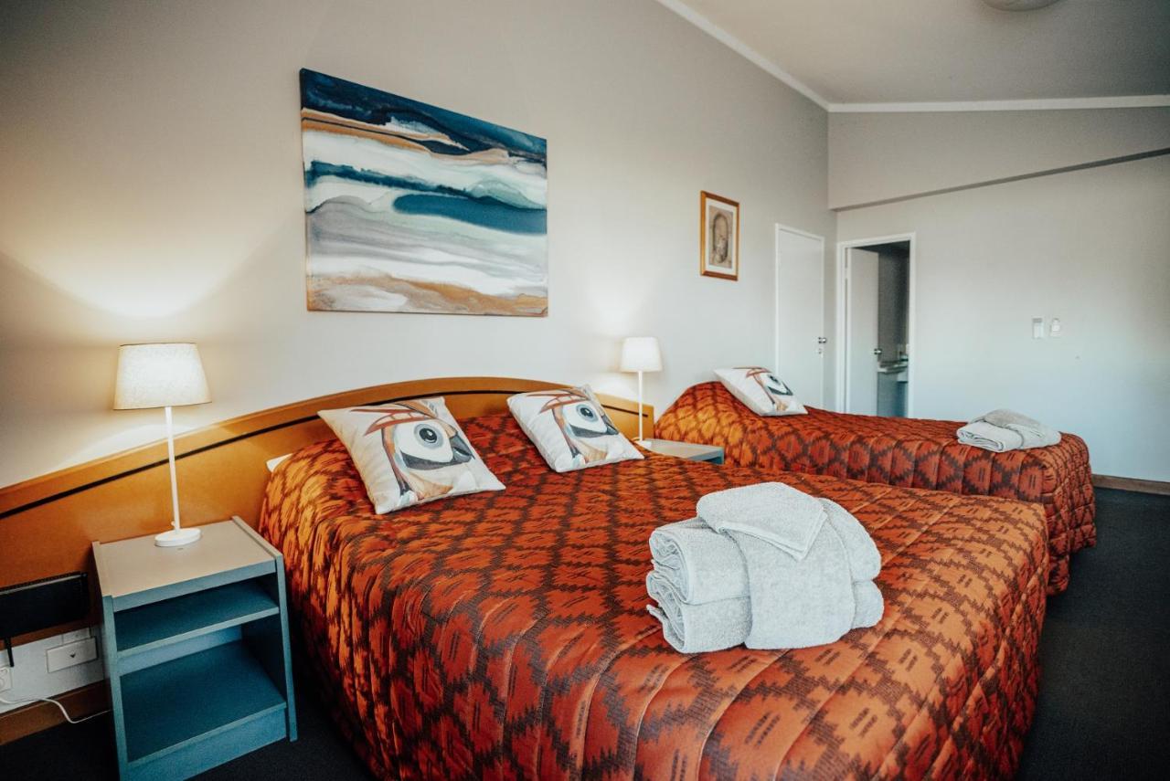 Seasons Hotel Newman Luaran gambar