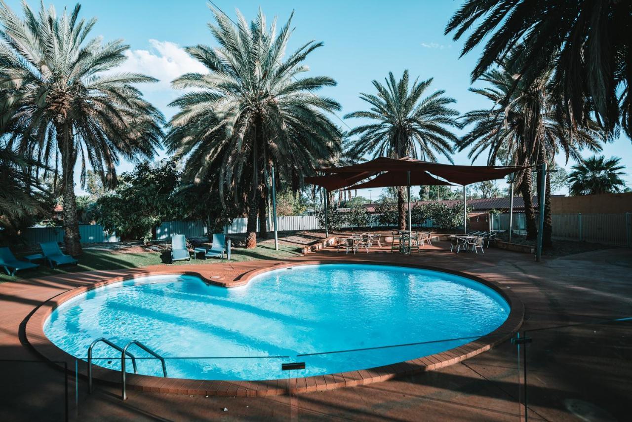 Seasons Hotel Newman Luaran gambar