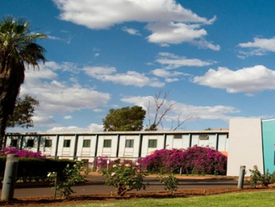 Seasons Hotel Newman Luaran gambar