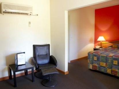 Seasons Hotel Newman Luaran gambar
